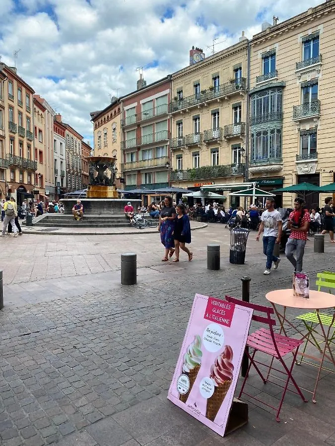 Studio climatisé, entrée autonome, aux Carmes, parking privé Tolosa 0*,  Francia